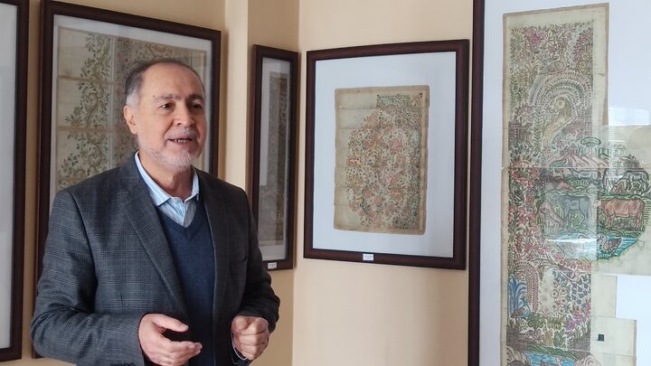 گالری هنرمند کرمانی در یک شرکت معدنی