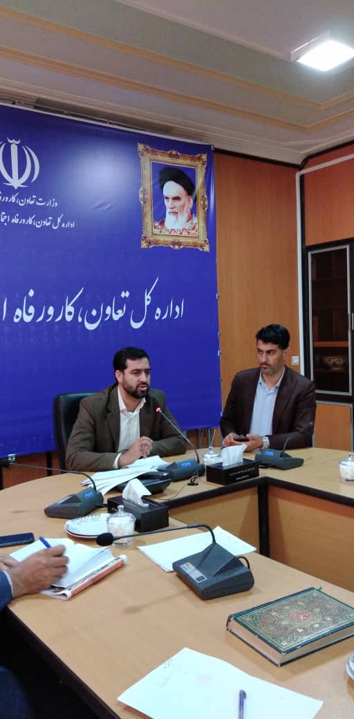 ابراهیمی مدیرکل تعاون،کار و رفاه اجتماعی استان کرمان: صاحبان کسب و کارهای پوشاک،کنجد و سنگ فیروزه در طرح حمایتی طاها مشارکت کنند