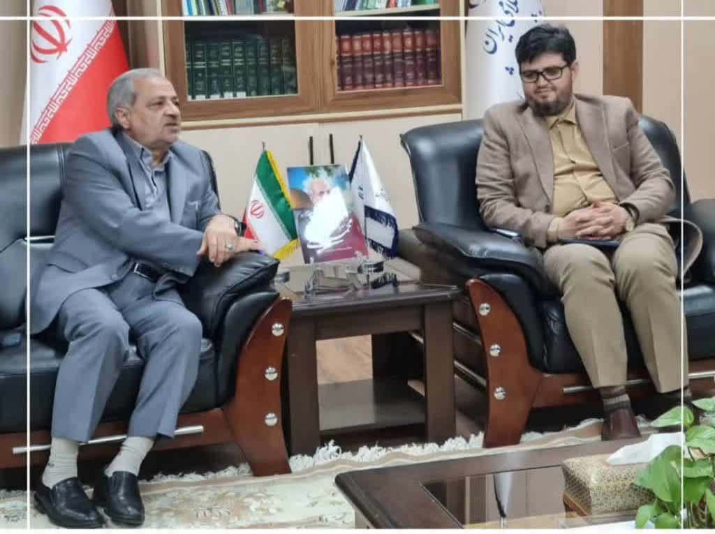 وزیر اموزش و پرورش به شهرستانهای بافت رابر و ارزوییه سفر می کند