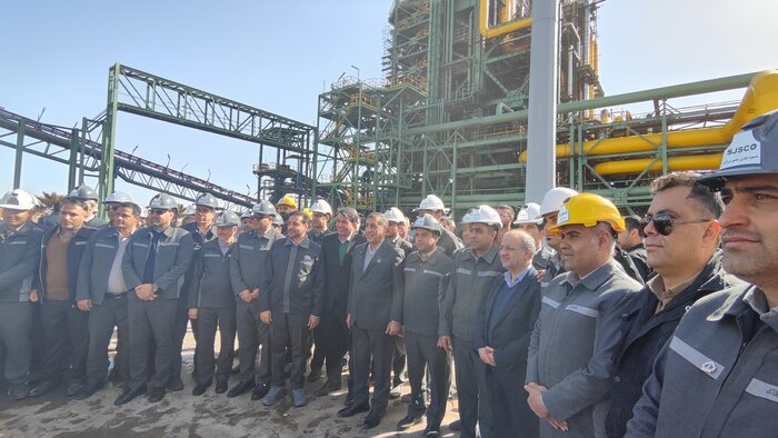 با حضور معاون اجرایی رئیس جمهور : پروژه احیا مستقیم ۱.۷ میلیون تُنی جهان فولاد سیرجان با اشتغالزایی ۲۶۶ نفر به بهره برداری رسید